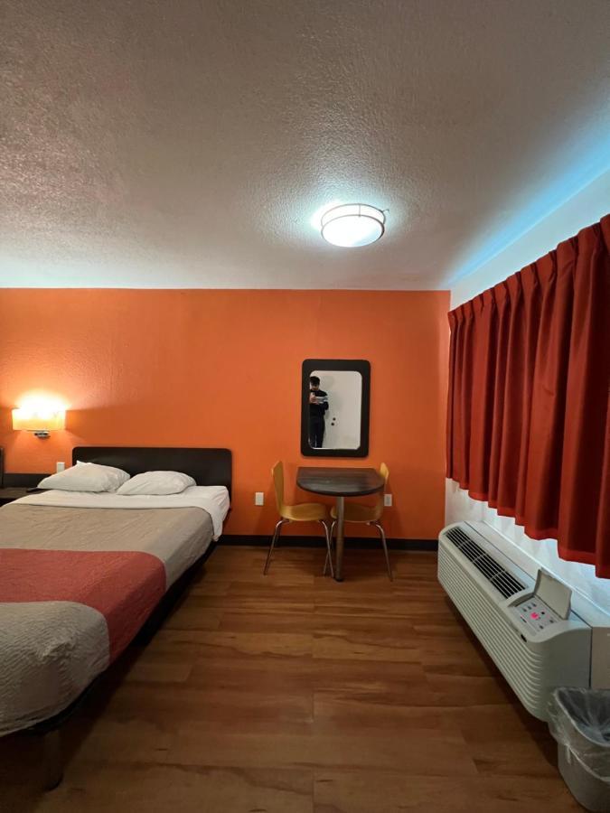 Motel 6 Lake Charles, La Екстер'єр фото